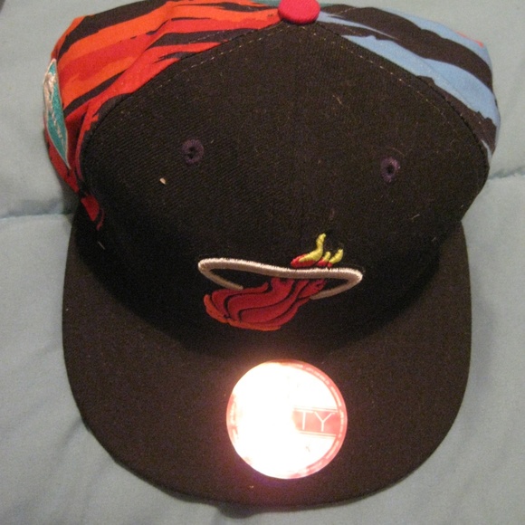 new - Picture 2 of 3